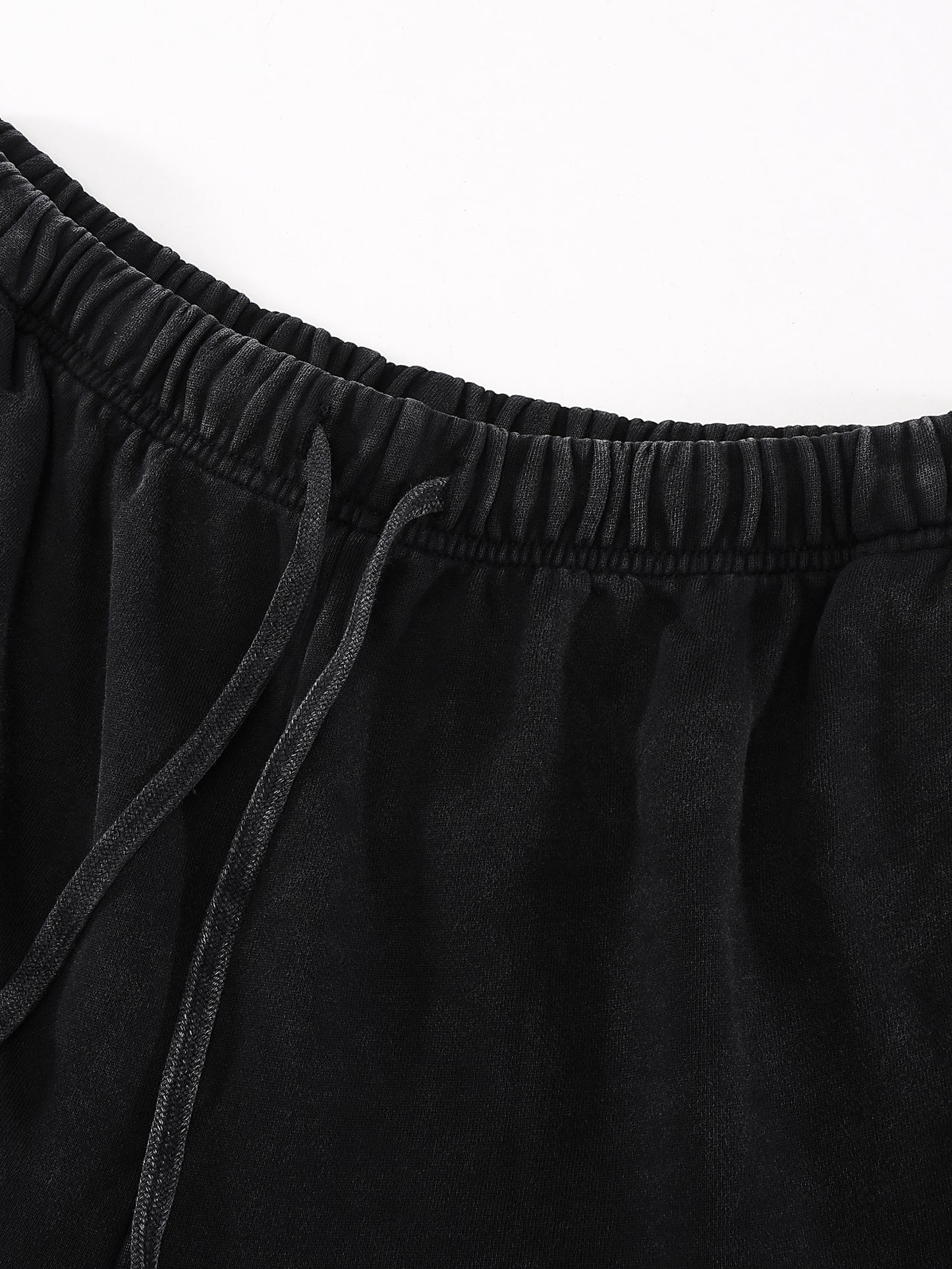 BENOÎT Snow Washed Raw Hem Shorts